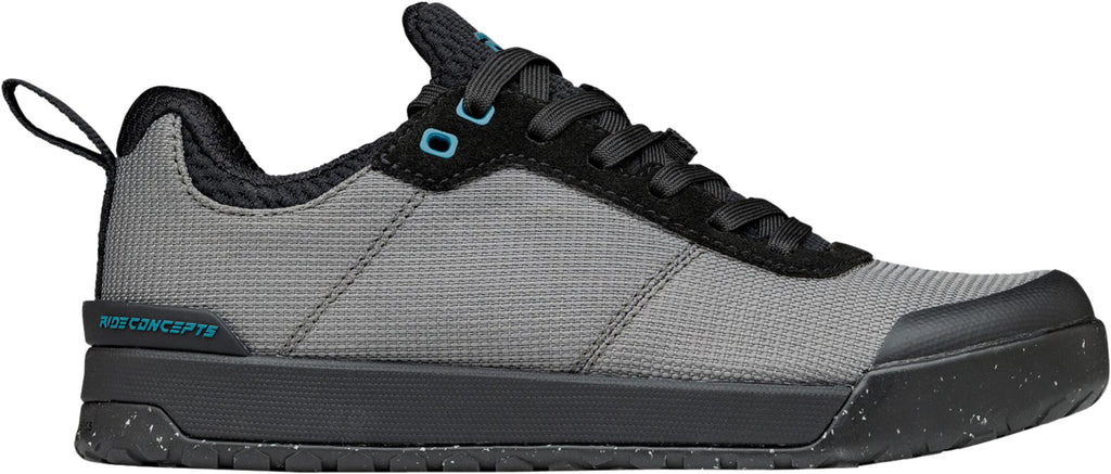 Accomplice Clip Shoe Womens