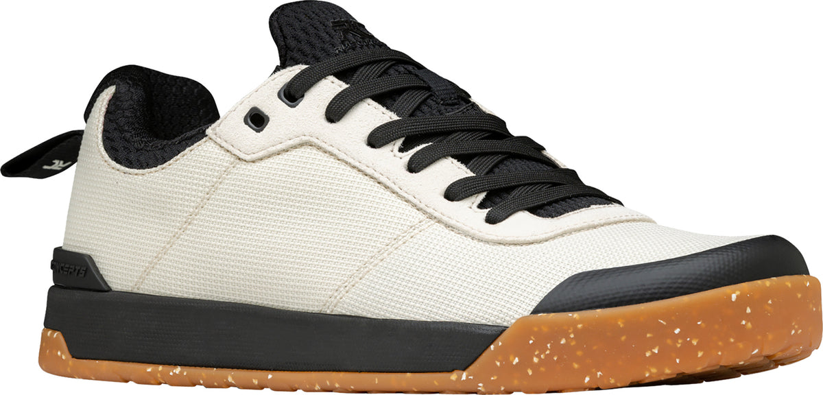 Accomplice Men's Shoe