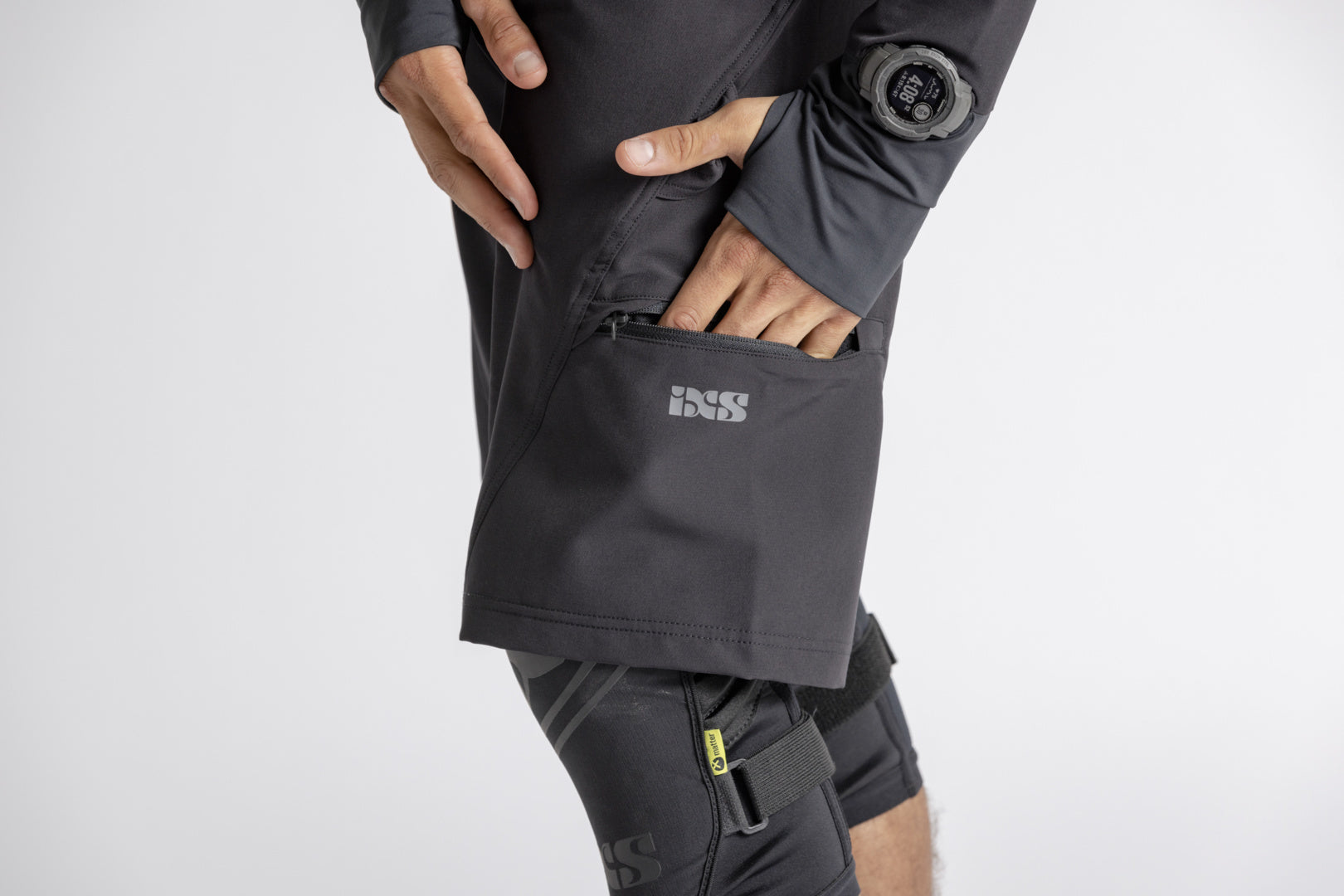 Carve Digger Shorts