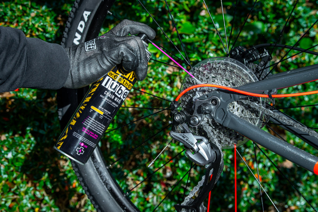 Chain Wax for Dryness