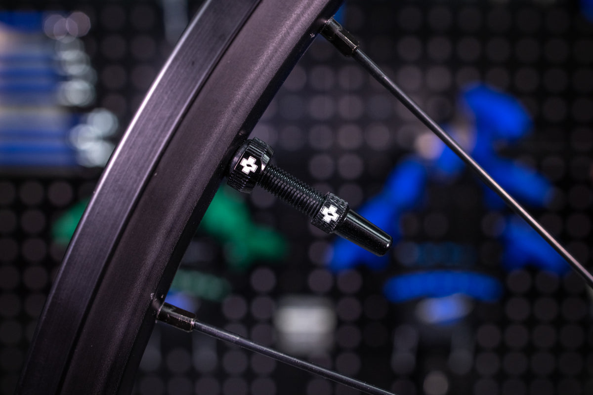 V2 Tubeless Valve Kit