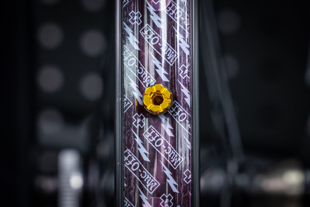 V2 Tubeless Valve Kit
