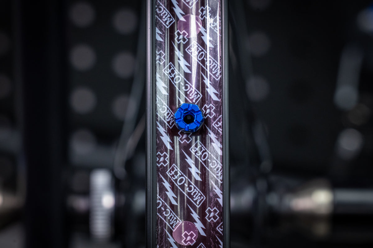 V2 Tubeless Valve Kit