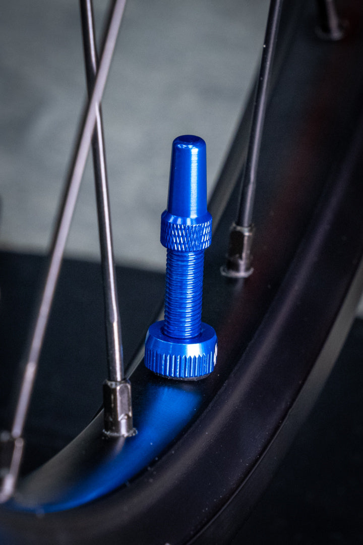 V2 Tubeless Valve Kit