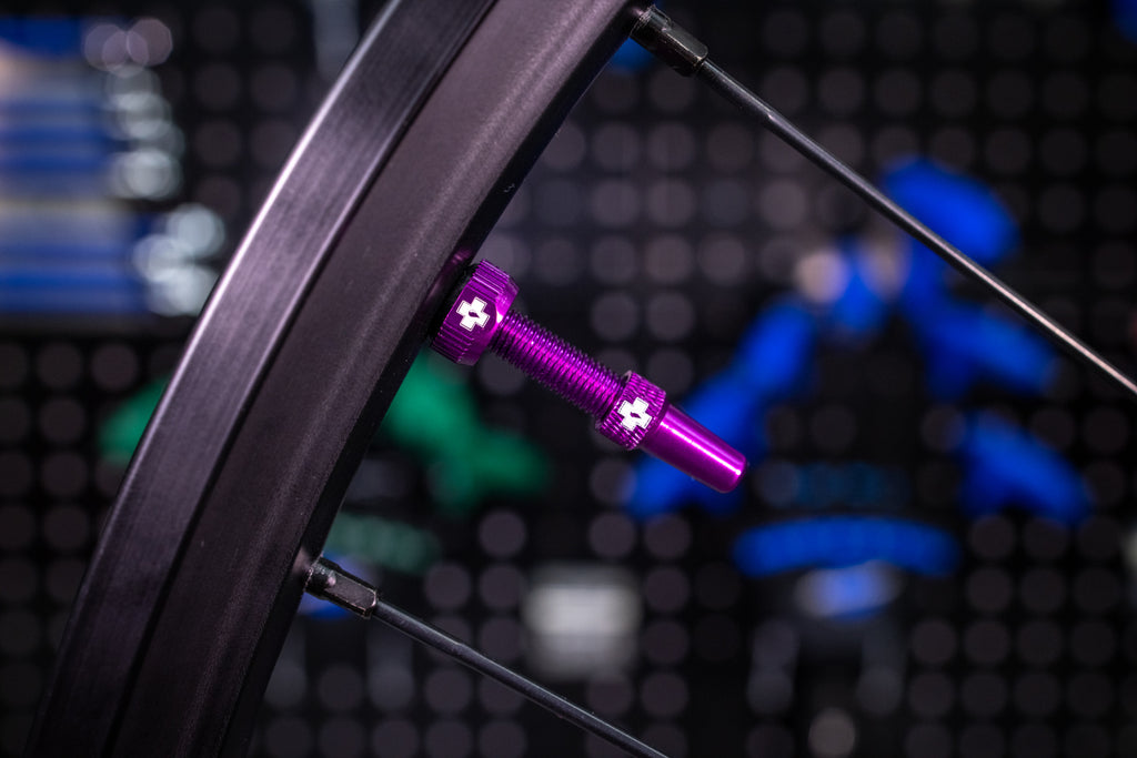 V2 Tubeless Valve Kit