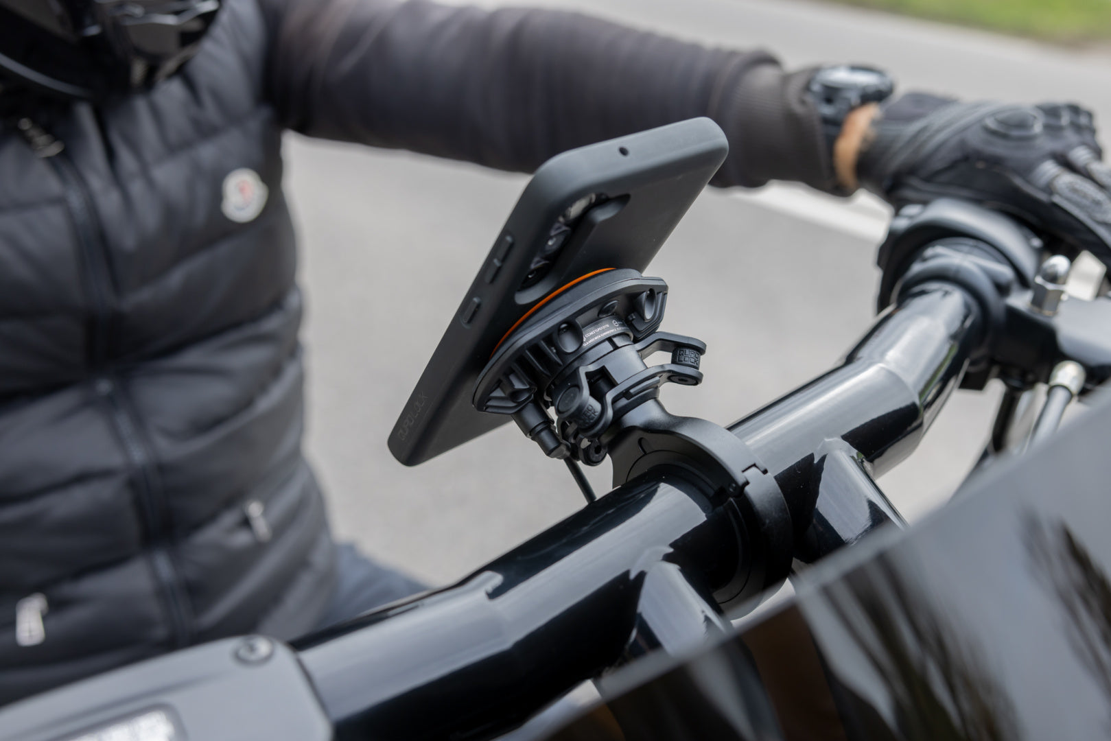 Motorcycle Handlebar Mount Pro