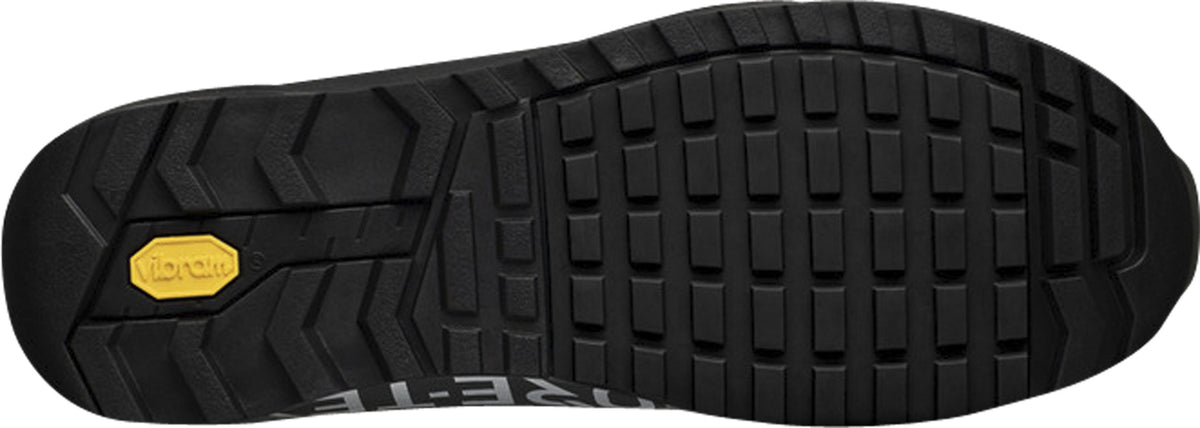 Nanuq Flat GTX Shoes
