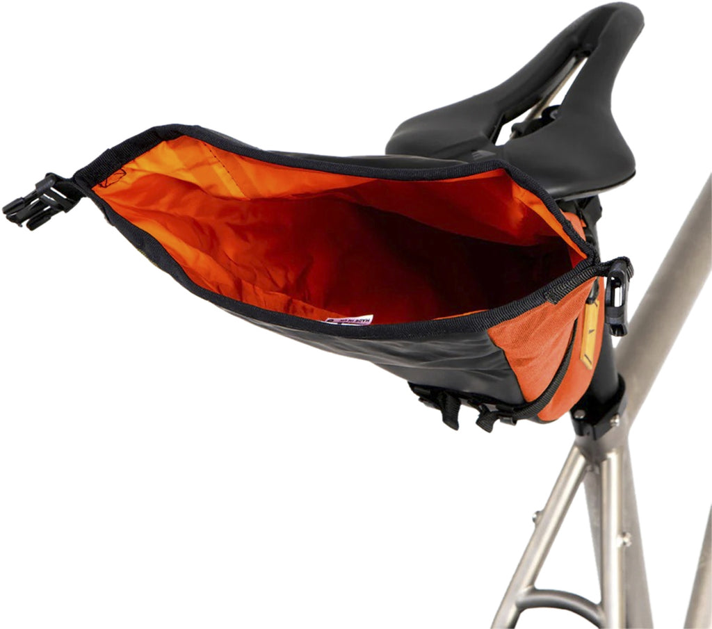 Saddle pack