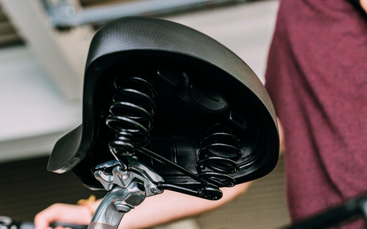 Holland Unitech saddle
