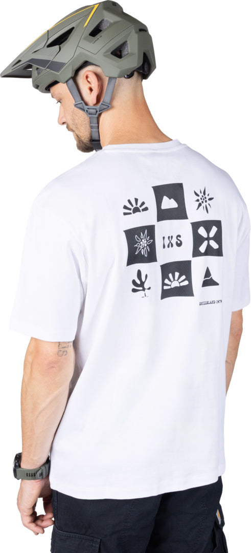 Graphic 1.0 Tee